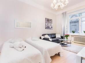 Go Happy Home Apartment Eerikinkatu 1