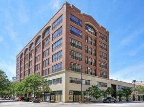 McCormick Place 420 friendly Modern 2br-2ba apartment on Michigan avenue with optional parking for 6 guests