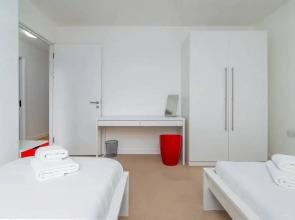 Stunning 3BR Flat in East Village W/balcony, Fits 9