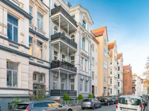 Id 6750 | Private Apartment