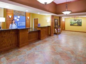 Holiday Inn Express Hotel & Suites Weston by IHG