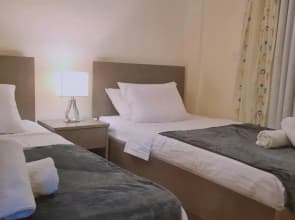 13 LCA - Stay Suncity Apartment