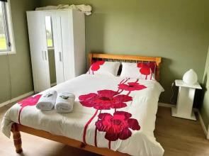 Great Couple and Family Country Cabin