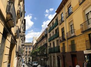 Stay at Home Madrid Apartments V