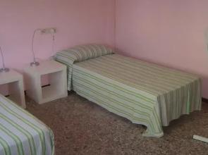 Train Station Guesthouse