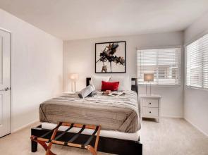 H4 - #1 Beautiful San Diego Location Dual Master 2BR/2Bath With Free Parking!