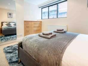 Immaculate 1 bed House in London