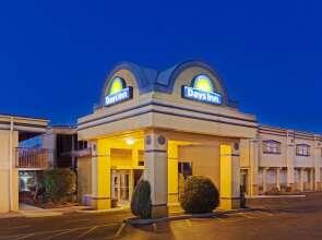 Days Inn by Wyndham Oklahoma City Fairground