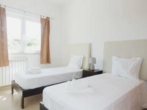 D01 - Coastal Townhouse by Dreamalgarve