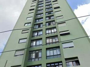 Apartamento aconchegante com estacionamento na 25 de março