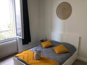 Grand appartement moderne tout équipé avec jardin