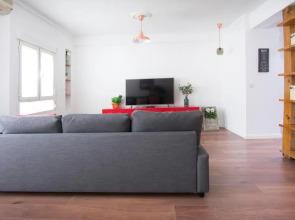 Calle de Coslada, 16