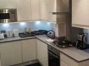 Plum Guide - Neal's Rooftop Retreat