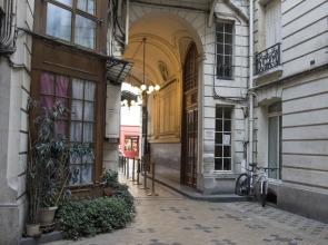 Sunshine Loft in Montmartre