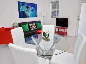 Vibrant Studio in Wynwood by Sonder