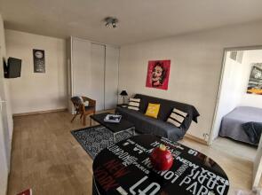 Grand Studio de 33m² a 300m Des Plages (Adults Only)