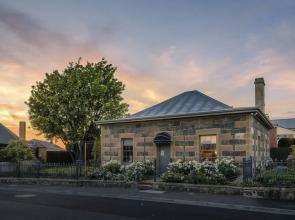Fusilier Cottage Battery Point