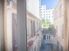 Eiffel Tower Rue Cler