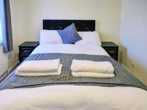 Premier 2bed Hse Nr Excel.clean.wifi.free Parking