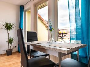 Schöne Dachterasse NETFLIX & PRIME Zentral Modern bis 4 Pers