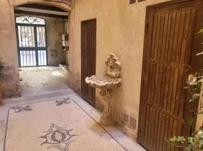 spacious apartment for 4 in avignon !