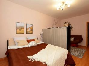 Apartments on Kosmonavtov highway 120