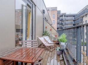 Bright 2 Bedroom Maisonette Near Stratford