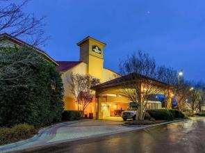 La Quinta Inn & Suites Raleigh Durham Intl Ap