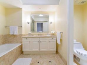 Luxury Four Seasons Resort Great Views