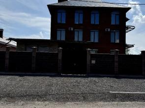 Apartment Continent on Viktorova Street