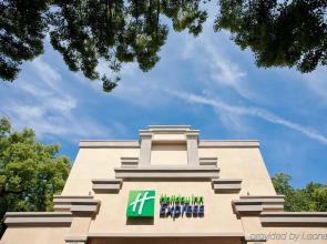 Holiday Inn Express Sacramento Convention Center