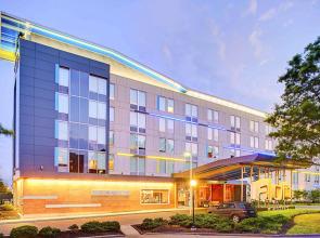 Aloft Philadelphia Airport