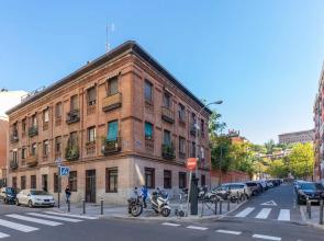 Homeabout Imperial Apartment