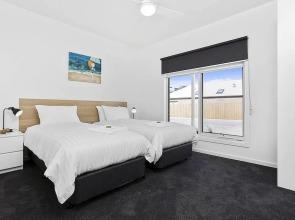 Coastal Vibe Apartments