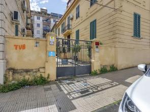 Engaging Apartment in Messina With Balcony