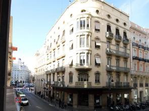 Apartamentos Travel Habitat Ayuntamiento