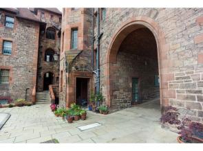 Historic Dean Village Treasure, Sleeps 4