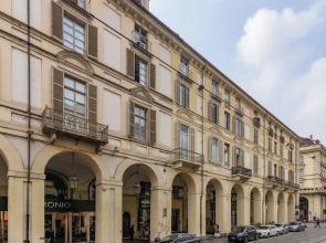 Weiss Haus by Wonderful Italy