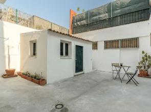 Estrela House II by Homing