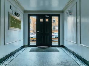 Best Deal 2BR Apt in Lakeview