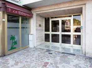 Superb apartment with terrace and sea view near beaches and city center