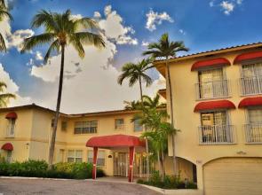 Fort Lauderdale Yacht and Beach Club 416