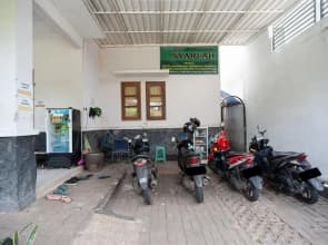 OYO 1941 Aaa Residence Syariah