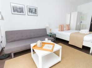 Cute Studio Dos Aceras