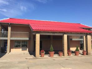 Economy Inn and Suites