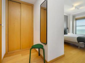 WHome @Panoramic Living w/ Elevator, AC, Garage perfect for Families & Business Travellers