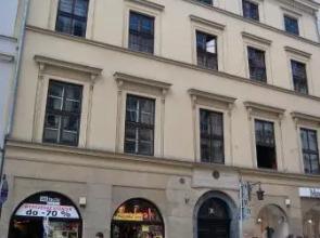 Fragola Apartments Pop of Colour