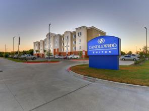 Candlewood Suites College Station At University by IHG
