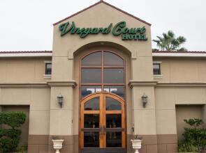 Vineyard Court Designer Suites Hotel