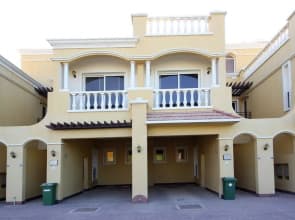 Villa Al-Hamra